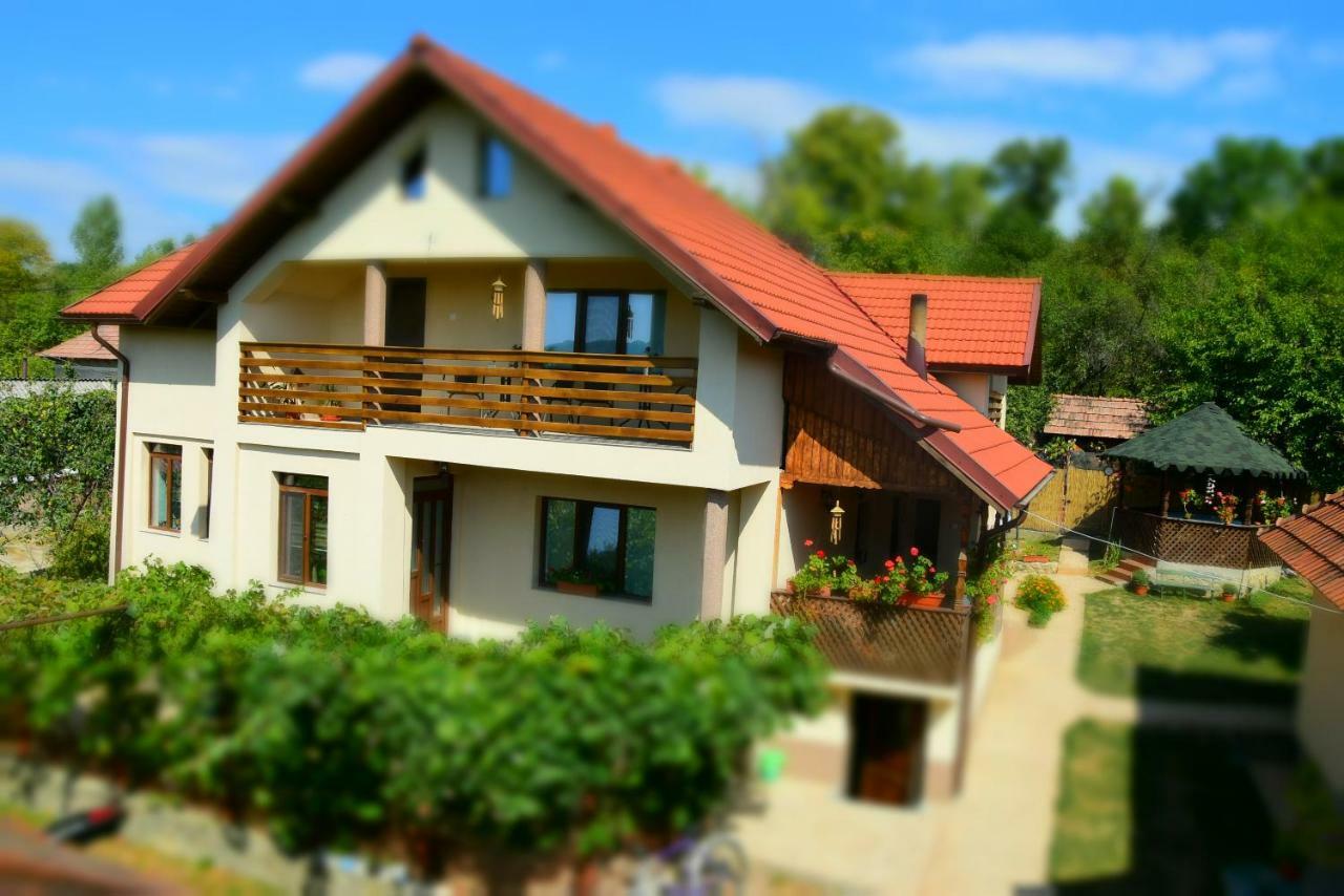 Casa Smeilor Horezu Exterior foto